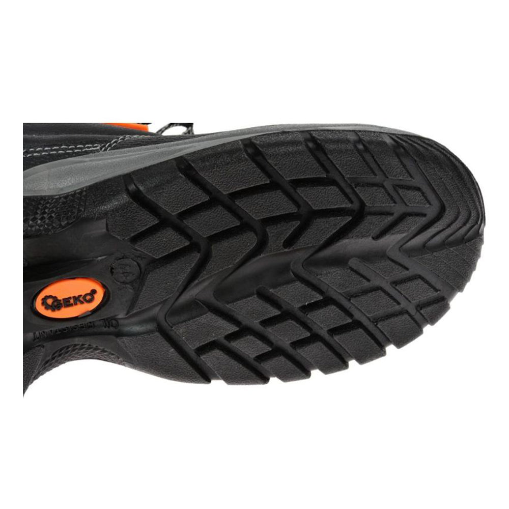 MUNKAVÉDELMI CIPŐ 2 TÍPUS 42-ES SZÁM