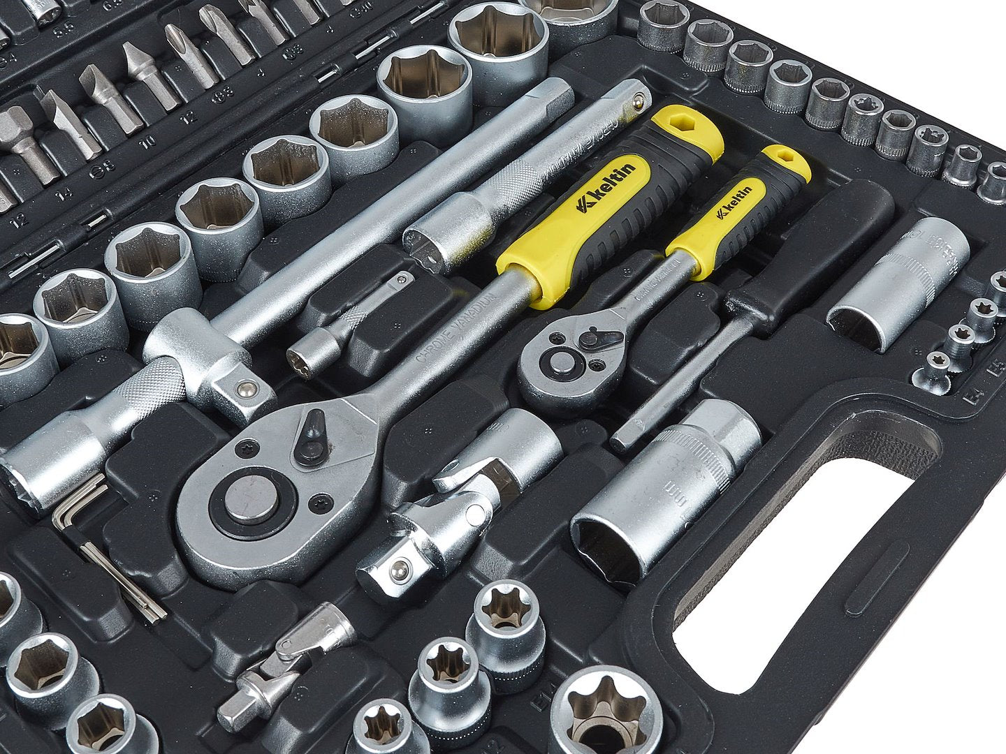 SZERSZÁMKÉSZLET 1/4" 1/2" GEKO 108 DB