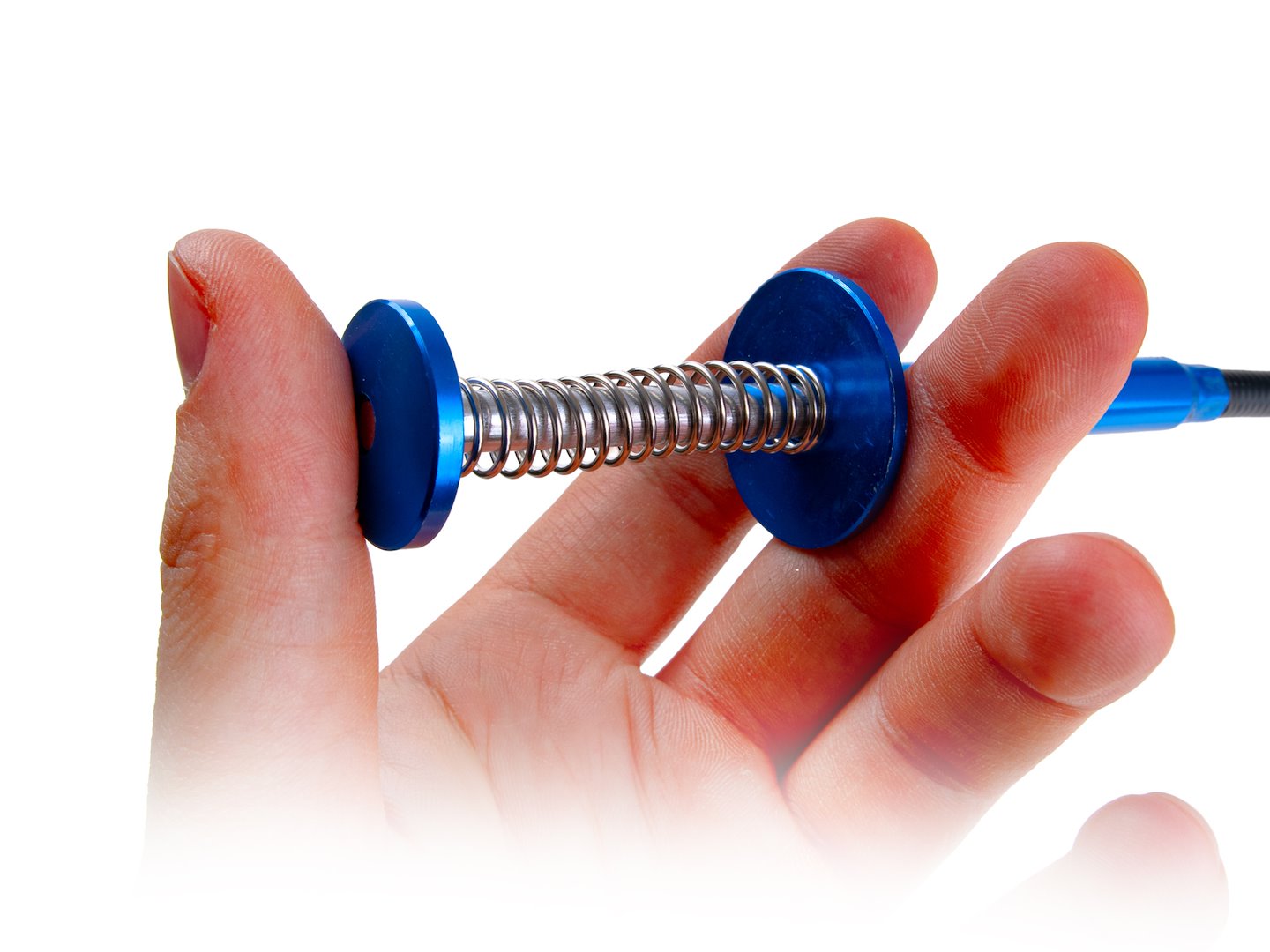 FÉLIG RUGALMAS MÁGNESES VISSZANYERŐ LEDDEL ÉS KÖRMÖKKEL 68 CM