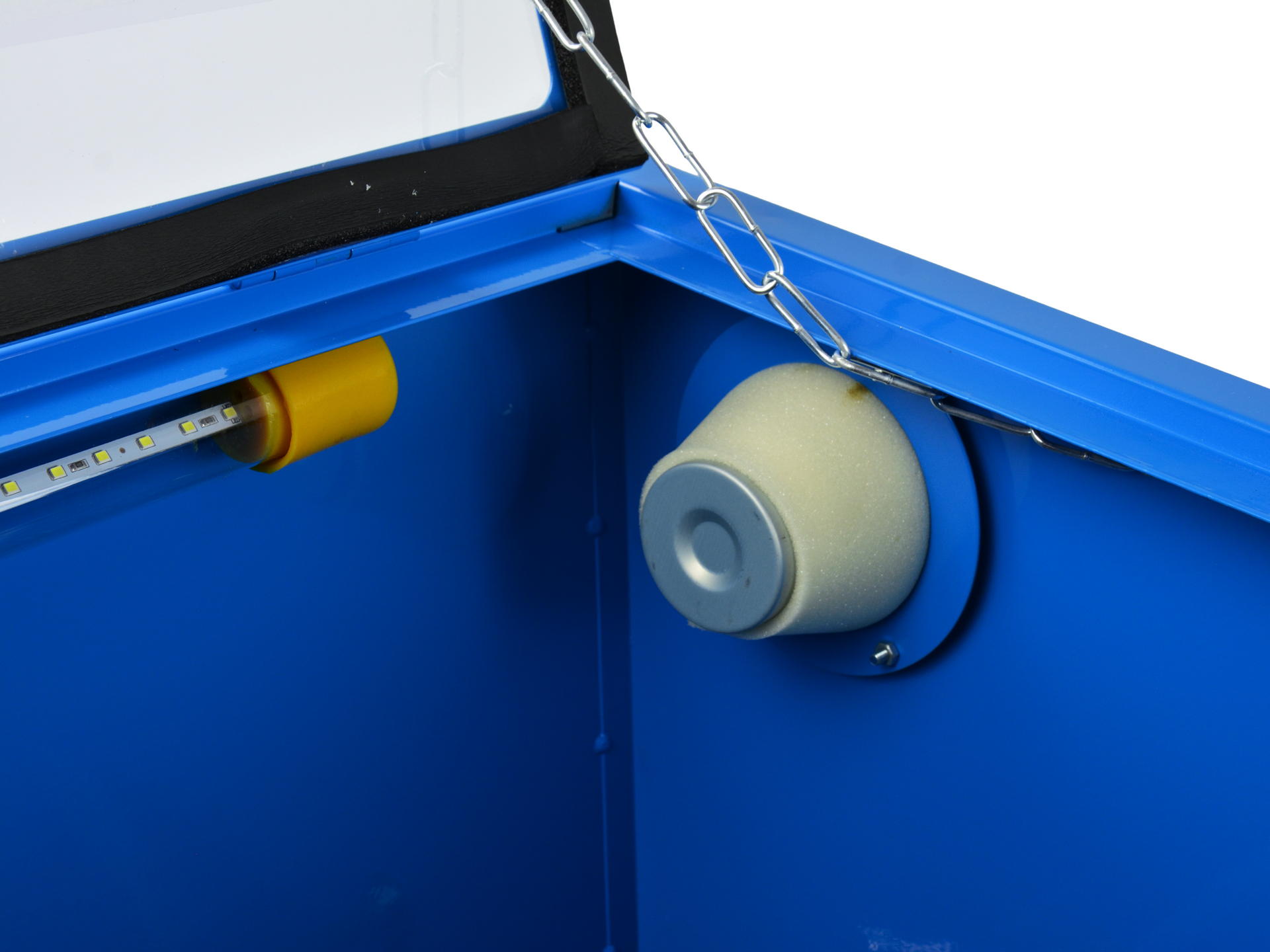 HOMOKVÚVÓ SZEKRÉNY 90 L GEKO