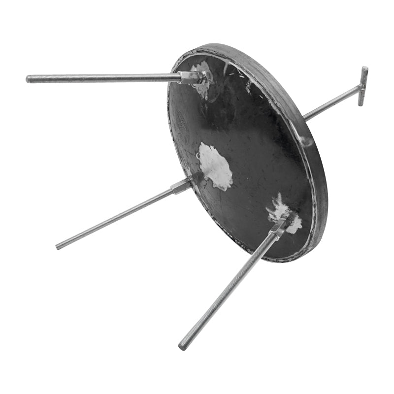 Grilltárcsa peremmel, acélból, 3 lábbal és fogantyúval, 460 mm, UTB logóval