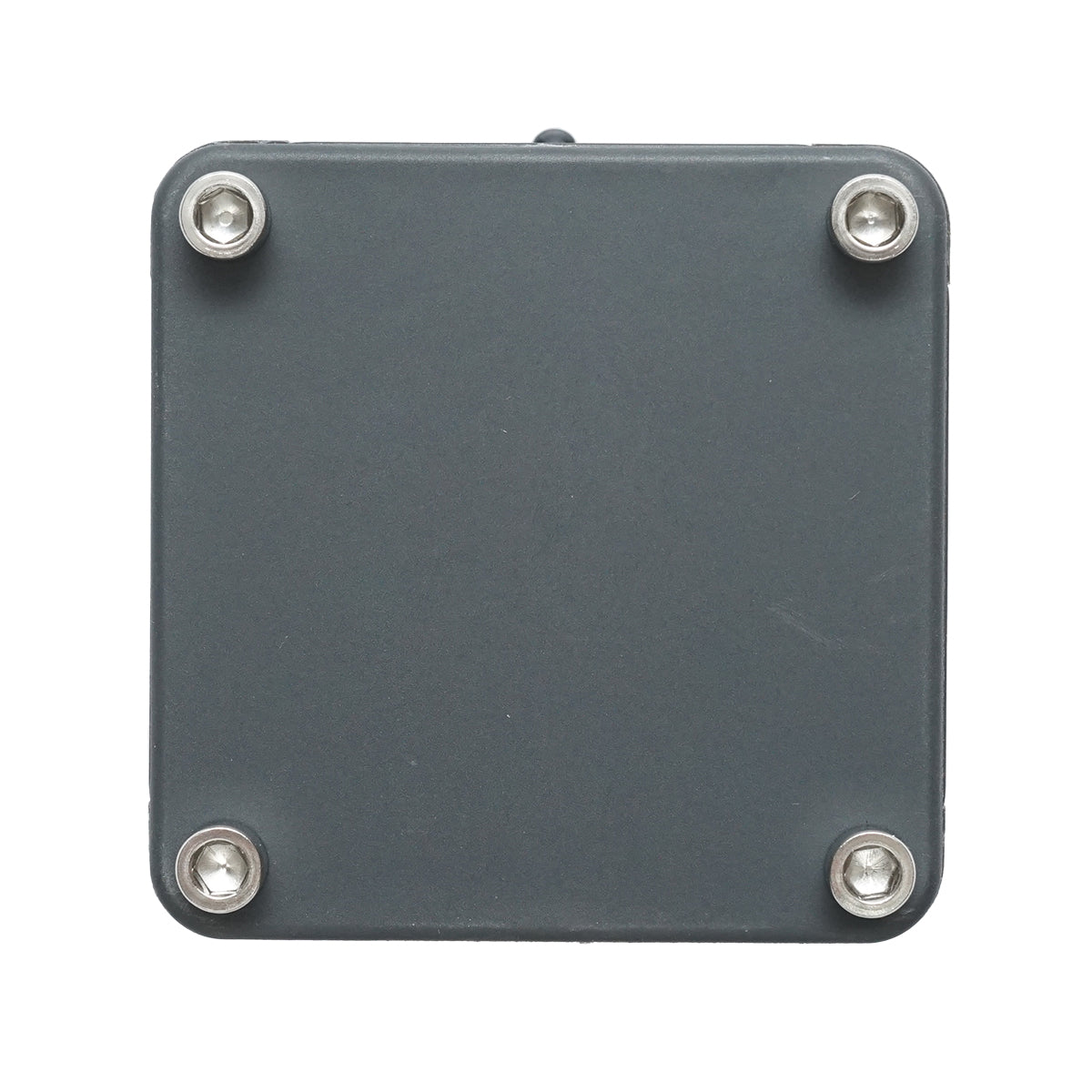 Főkapcsoló akkumulátorhoz, 12–50V, méret: 70x70x75 mm