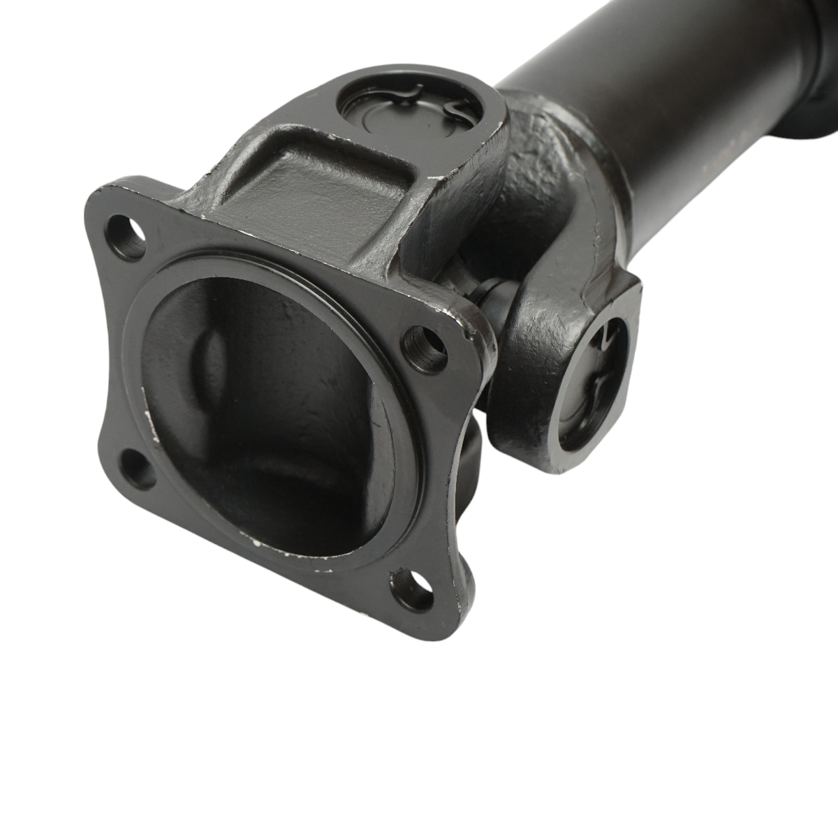 Hátsó hajtás kardántengely 421–481 mm hosszban új és régi típusú Erdei traktorhoz