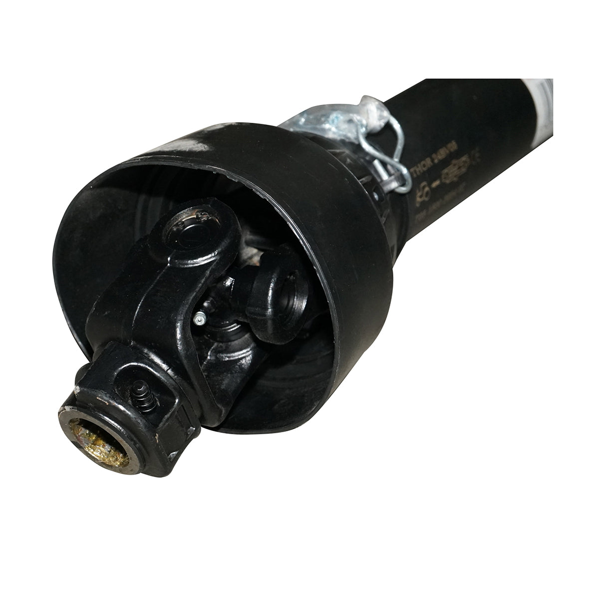 Kardántengely 1500 mm, T5, kéttárcsás kuplunggal, kereszt 30,2x80 mm, háromszög alakú csővel, 1 3/8" Z=6