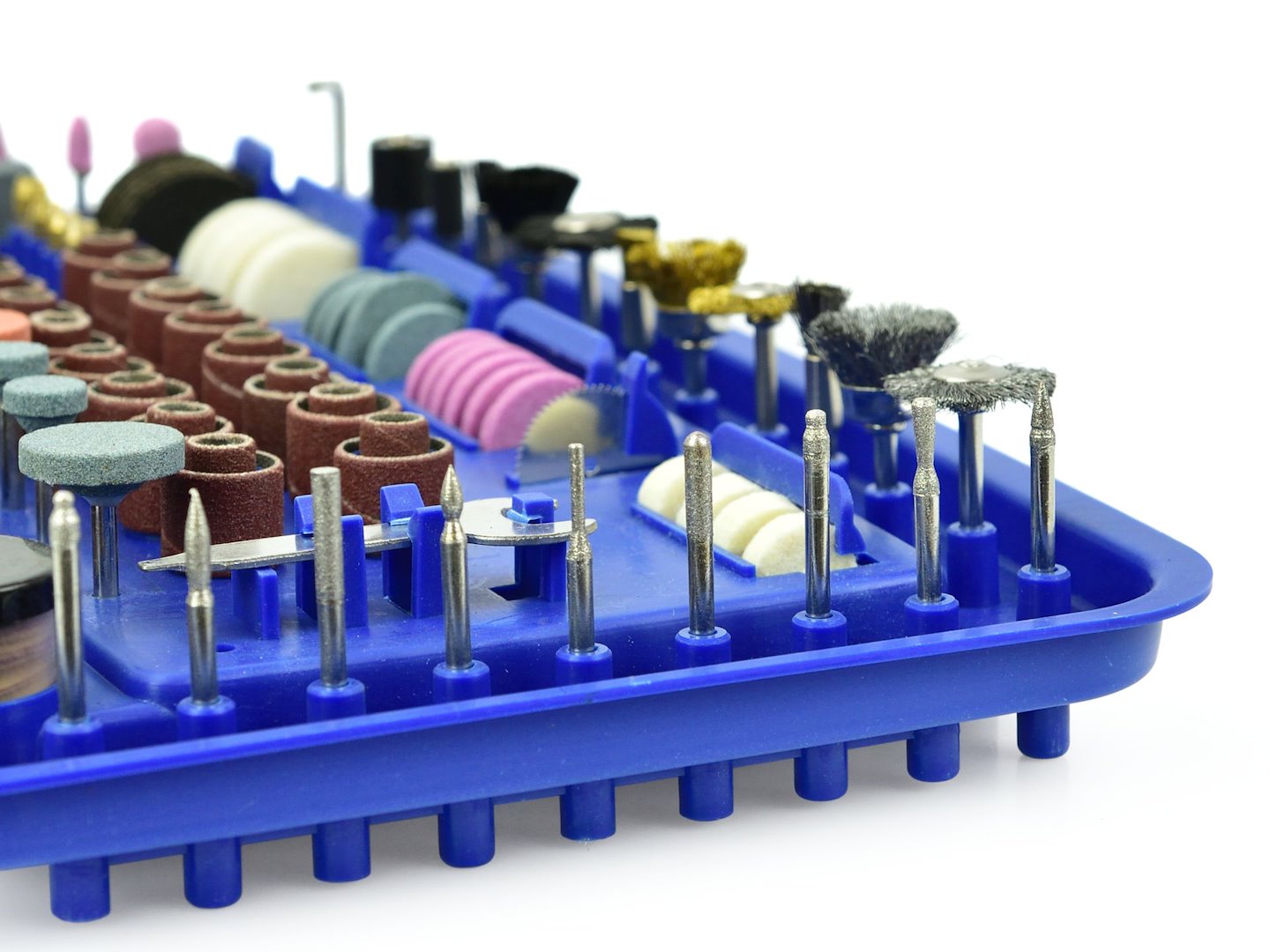 MINI KÉZI CSISZOLÓ KÉSZLET 222 DB 220 V GEKO