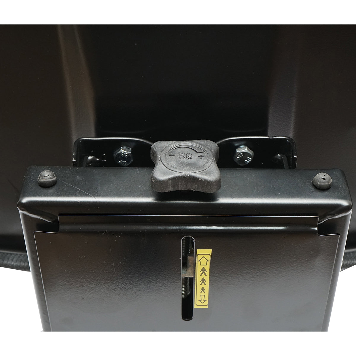 Univerzális fekete ülés traktorhoz