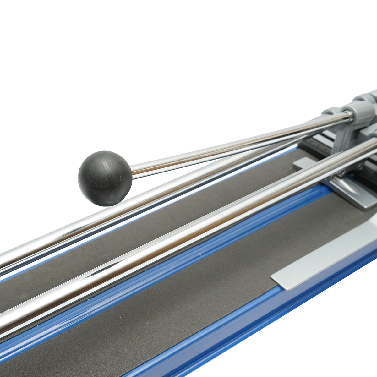 CSEMPE ÉS JÁRÓLAPVÁGÓ 600MM