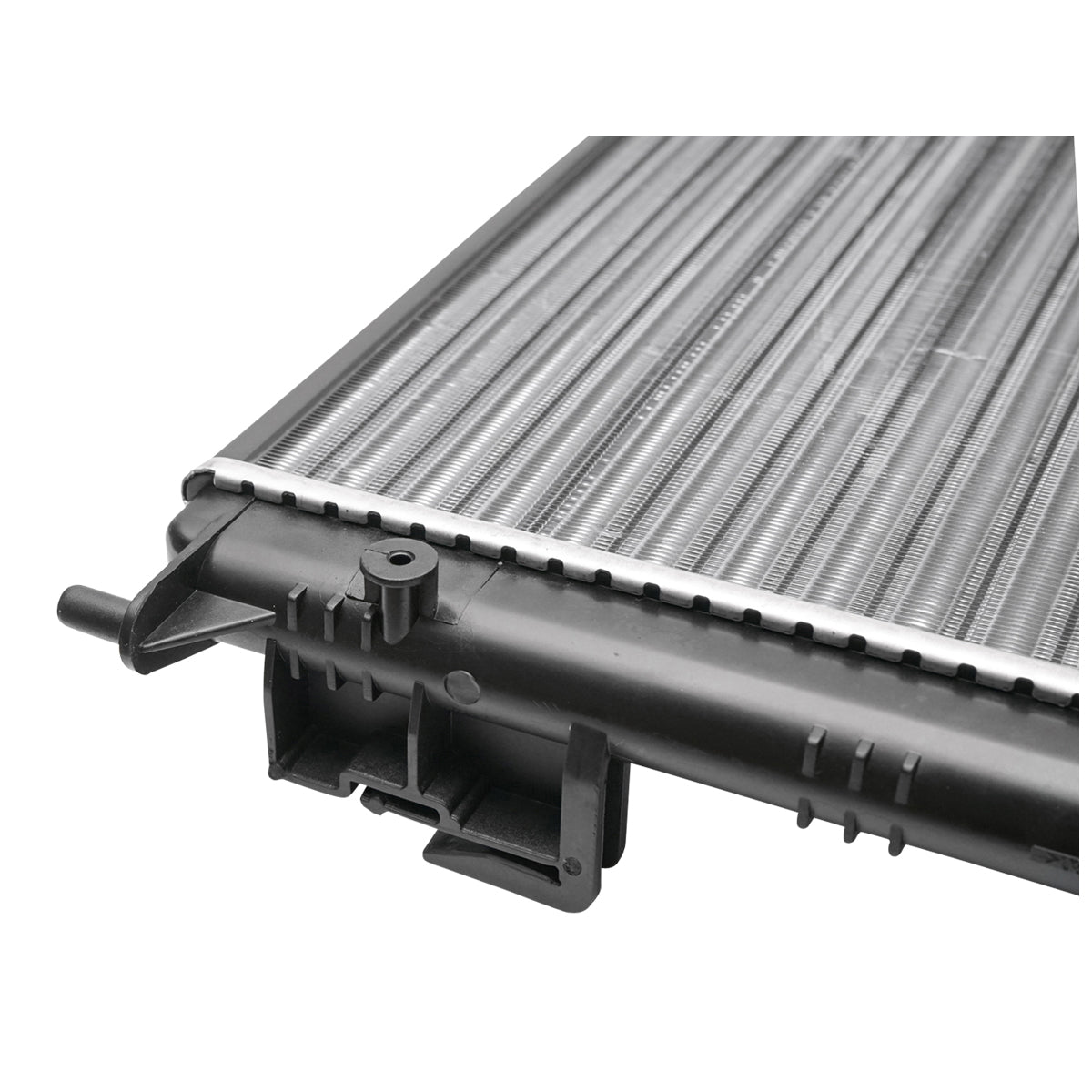 Hűtőradiátor Dacia Logan 1.2 16V facelift benzines klímával és 1.5 dCi klíma nélkül 8200735039