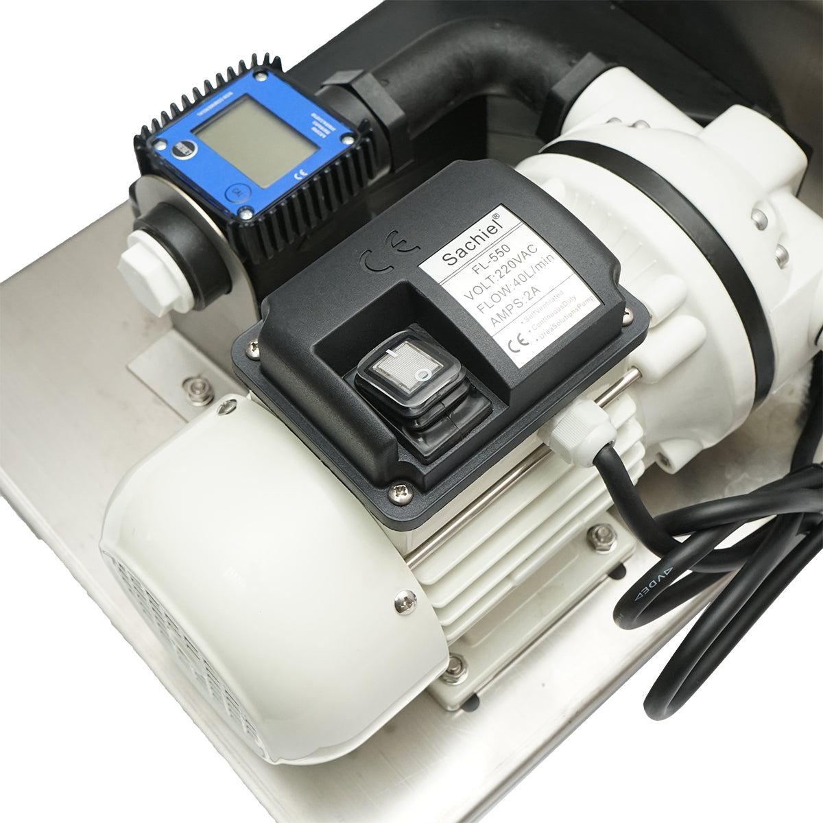 ADBLUE SZÁLLÍTÓSZIVATTYÚ 220V, 440W 40L/MIN TÖMLŐVEL ÉS PISZTOLLYAL