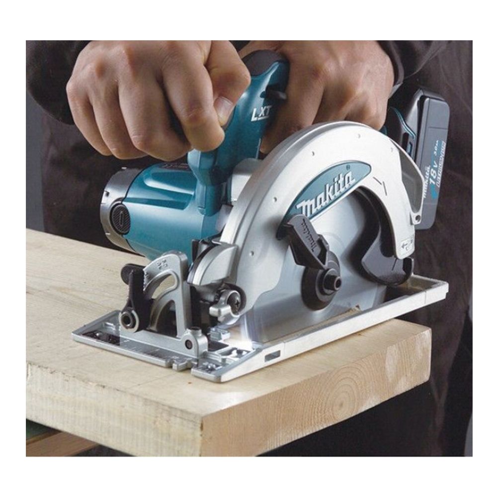MAKITA SZERSZÁM KÉSZLET 6 DB LI-ION AKKUMULÁTORRAL 18V 3AH DLX6011