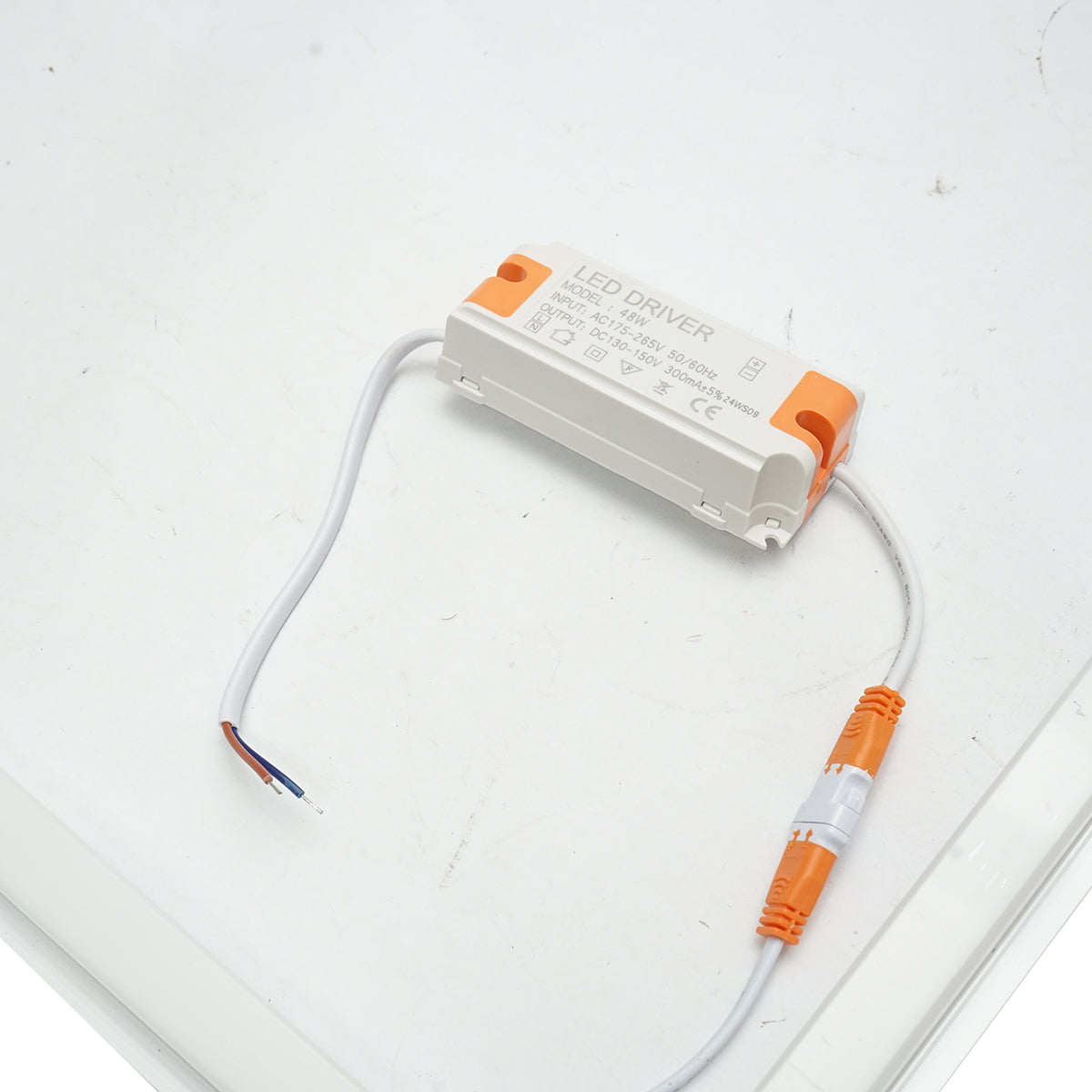 Slim LED panel 48W, 220V, 595x595x7 mm, álmennyezetbe, Breckner Germany