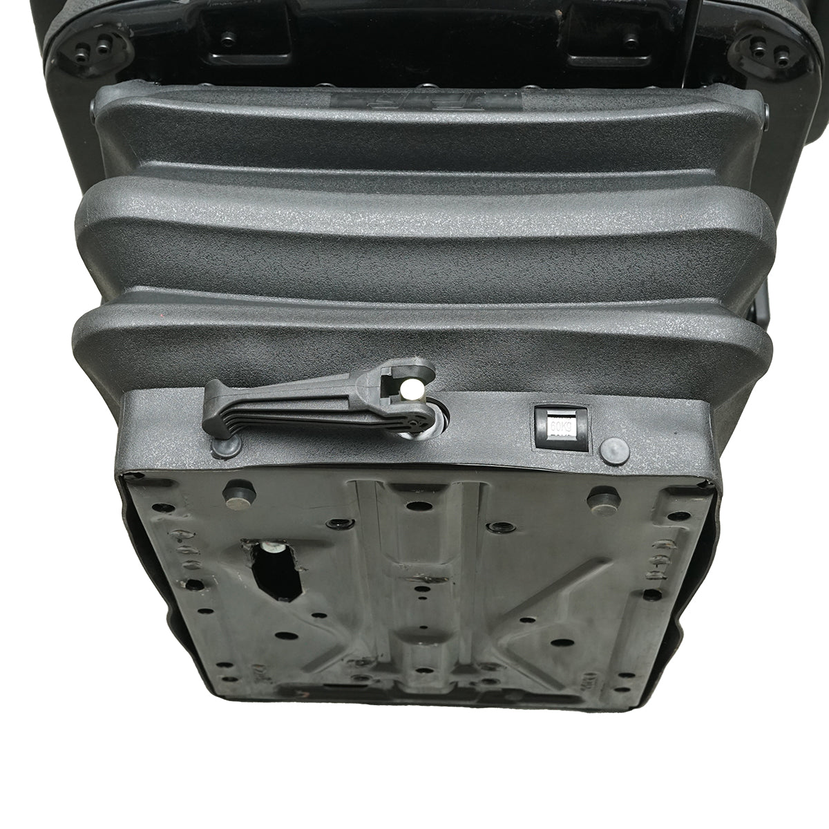 Univerzális ülés biztonsági övvel, kartámasszal és mechanikus felfüggesztéssel traktorhoz és ipari gépekhez, targoncához