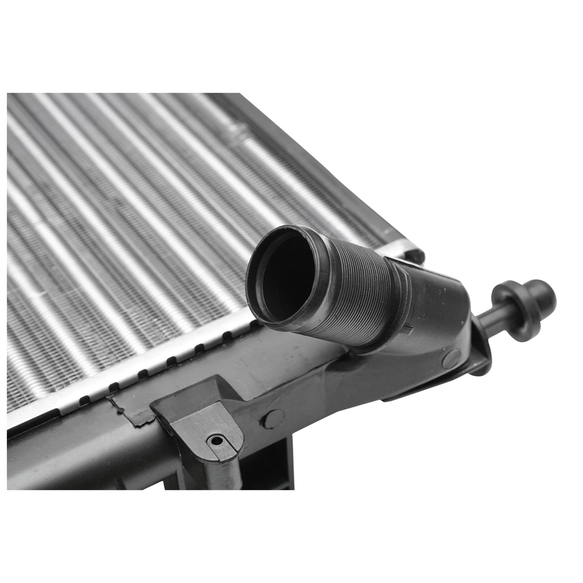 Hűtőradiátor Dacia Logan 1.2 16V facelift benzines klímával és 1.5 dCi klíma nélkül 8200735039