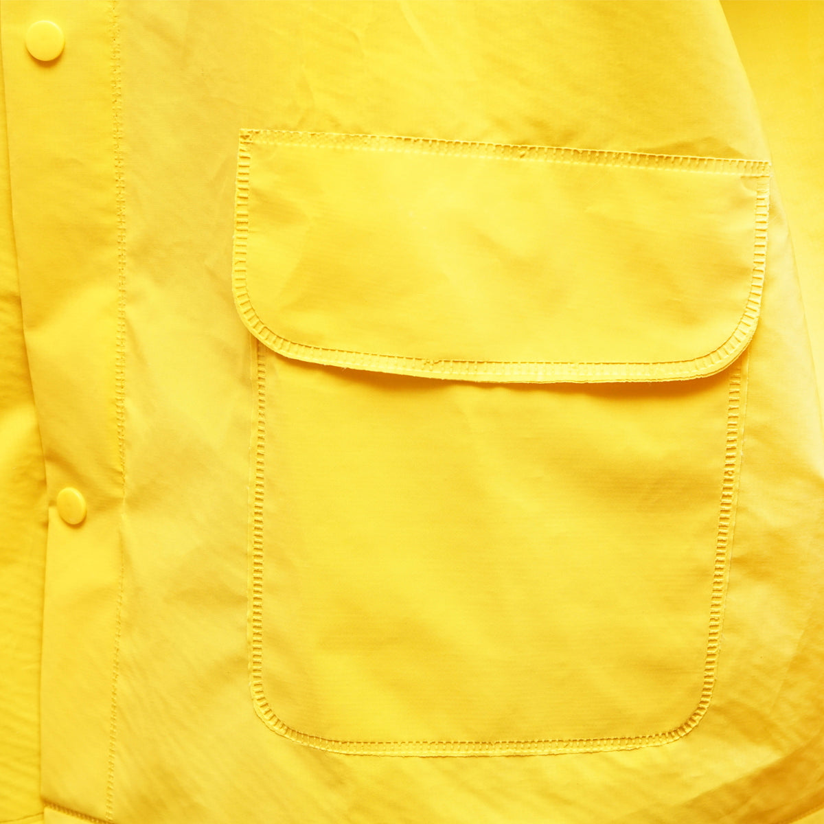 Esőálló munkaruha, XL méret, kapucnis kabáttal és kertésznadrággal, poliészter és PVC, sárga, Breckner Germany