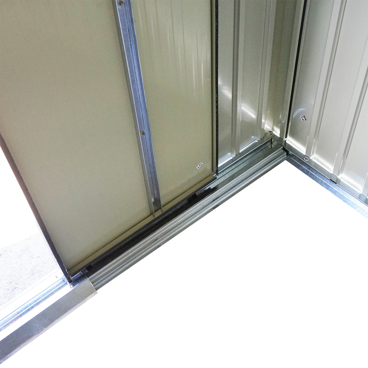 Fém kerti tároló, 205x257x212 cm