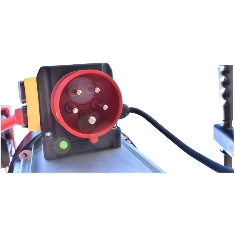 Függőleges rönkhasító, 20 tonnás, 380 V, 5,5 kW, Breckner Germany