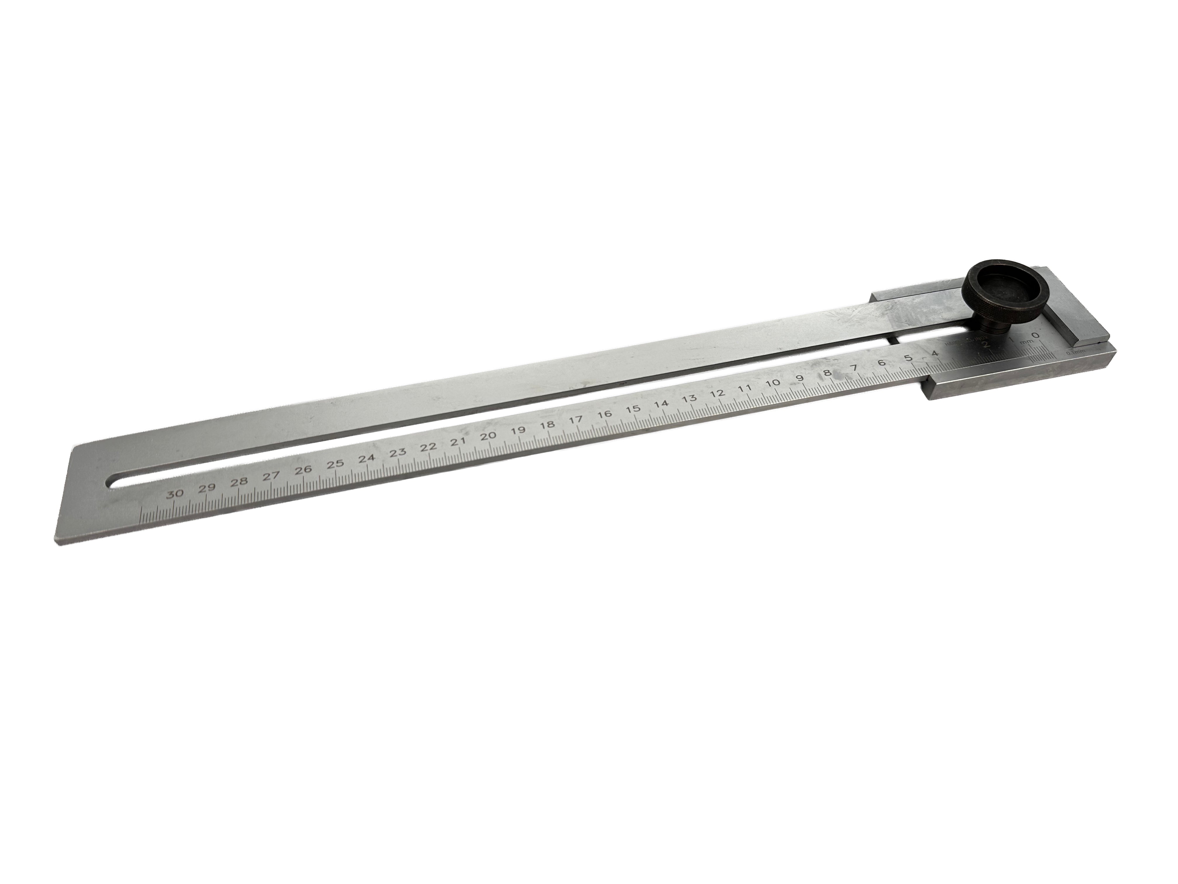 PÁRHUZAMVONALZÓ 300 MM