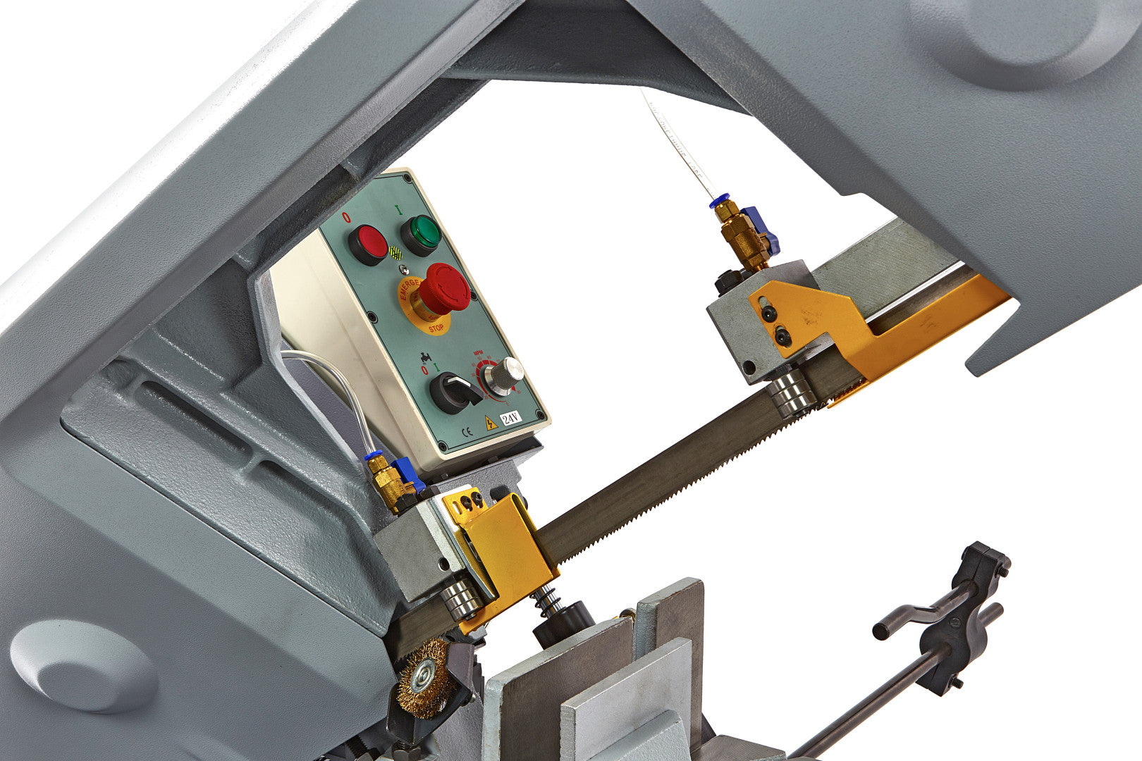 PROFESSZIONÁLIS SZALAGOS FÉMFŰRÉSZ 275