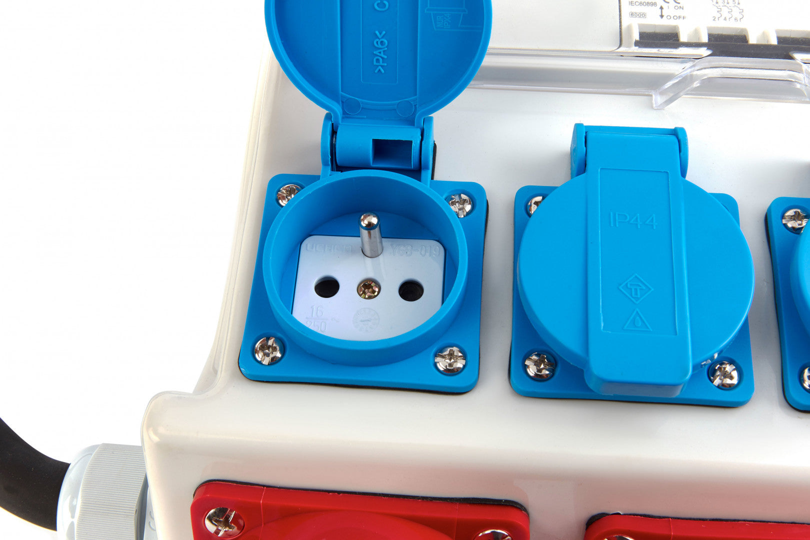 IPARI CSATLAKOZÓ – ELOSZTÓ DOBOZ GUMIROZOTT KÁBELLEL 3 X 400 V 4 X 230 V IP44