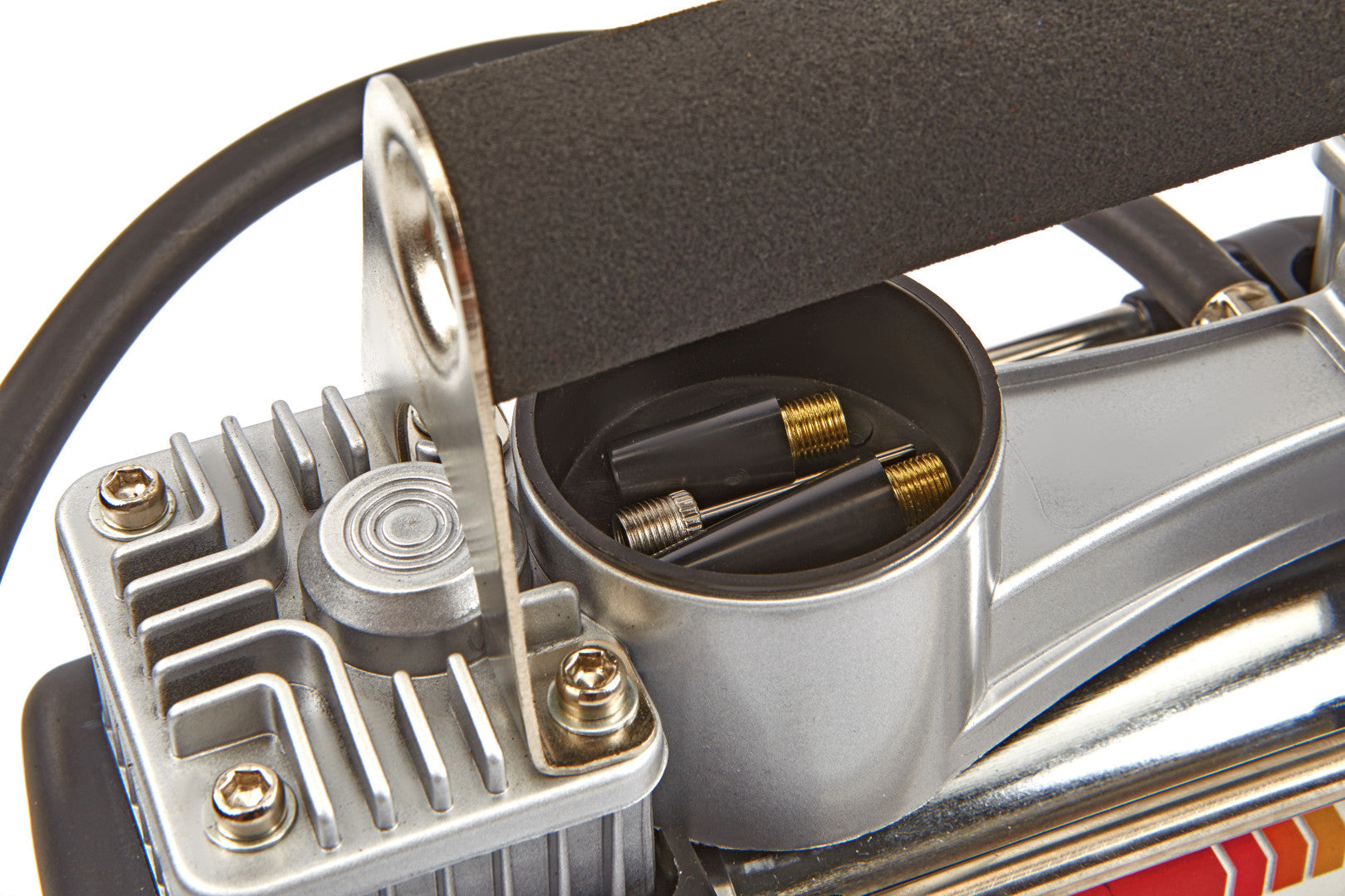 KEREKFÚJÓ KOMPRESSZOR KIEGÉSZÍTÓKKEL 12V