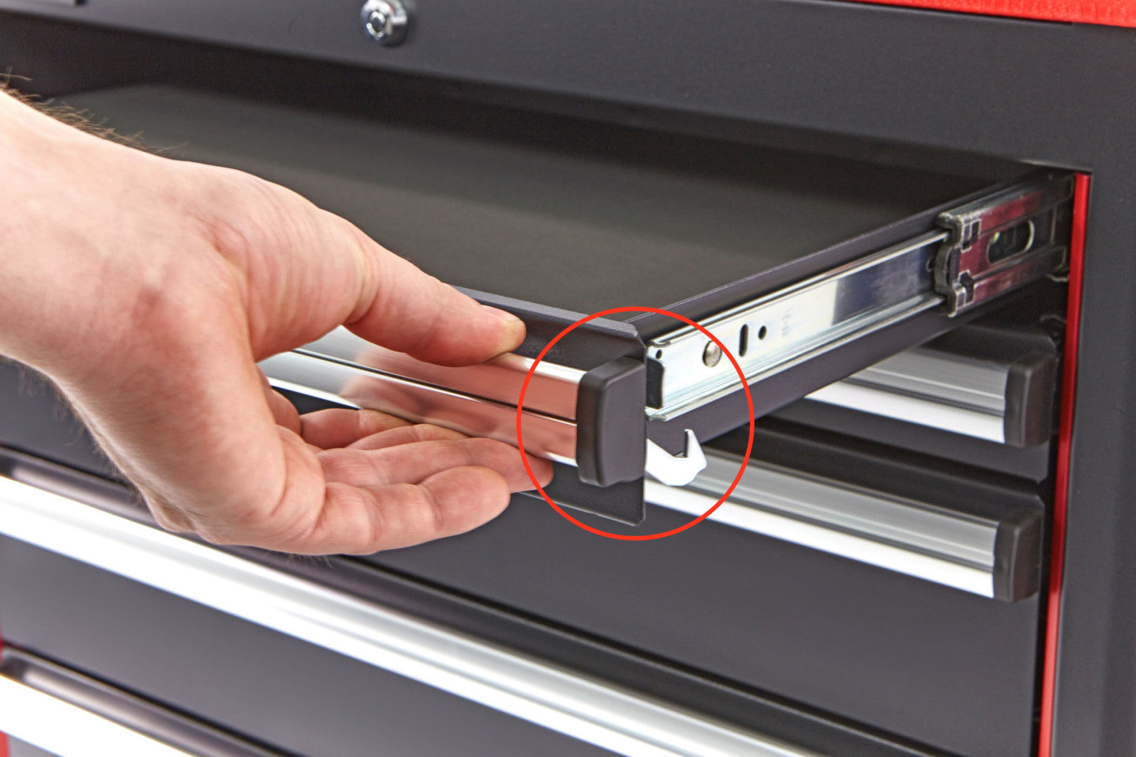 ÜRES FÉM SERSZÁMOS KOCSI – SZERSZÁMOS SZEKRÉNY 7 FIÓK HBM