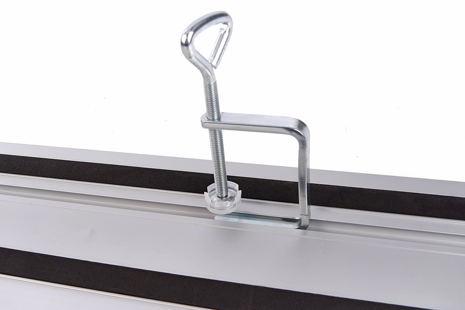 VEZETŐSÍN KÖRFŰRÉSZHEZ 2 X 700 MM HBM