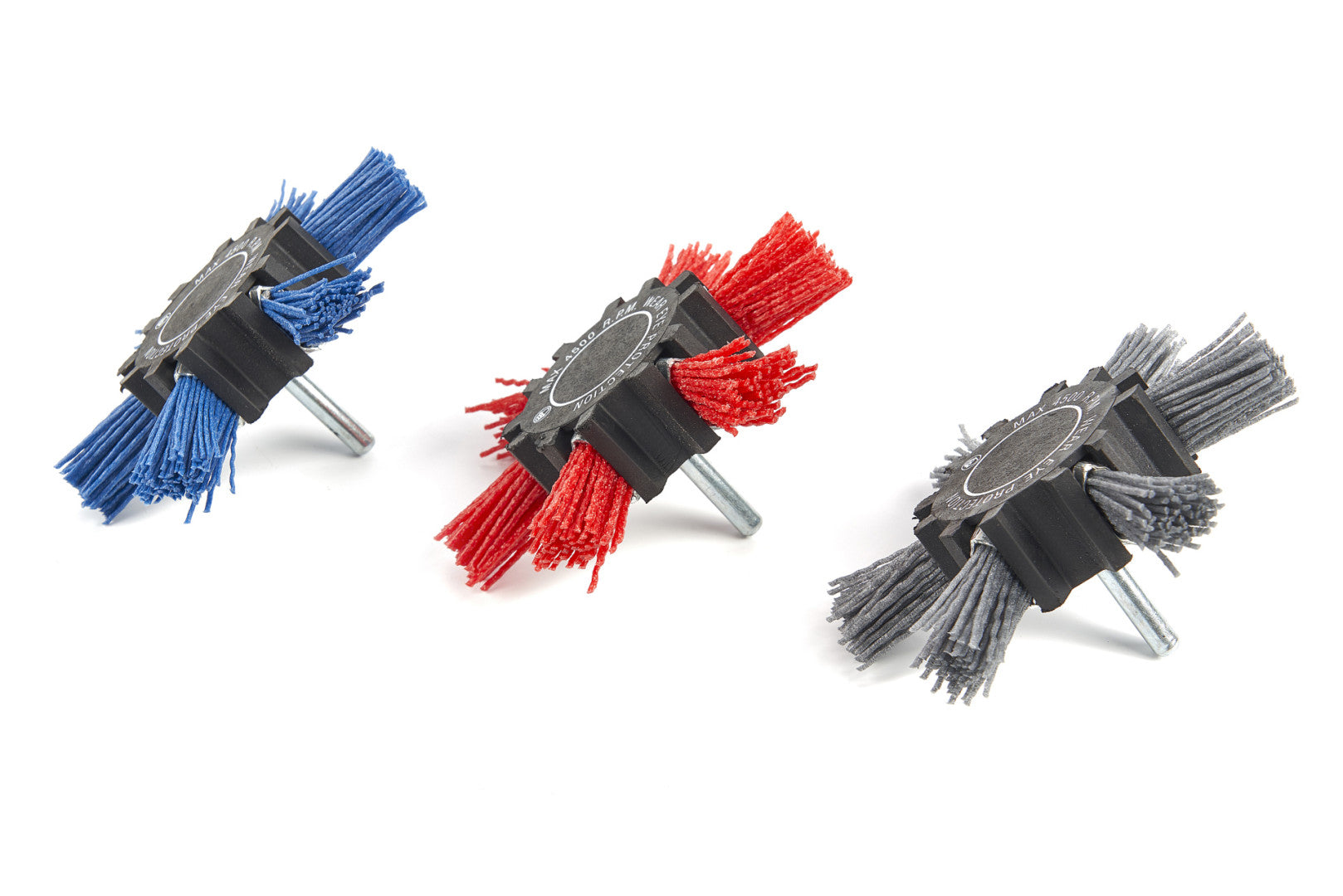 MŰANYAG KÖRKEFE 100 MM K180 HBM