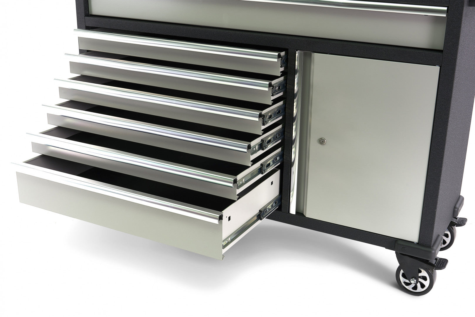 FÉM SZERSZÁMOS SZEKRÉNY TÖMÖRFA MUNKALAPPAL ÉS PANELLEL 136 CM HBM