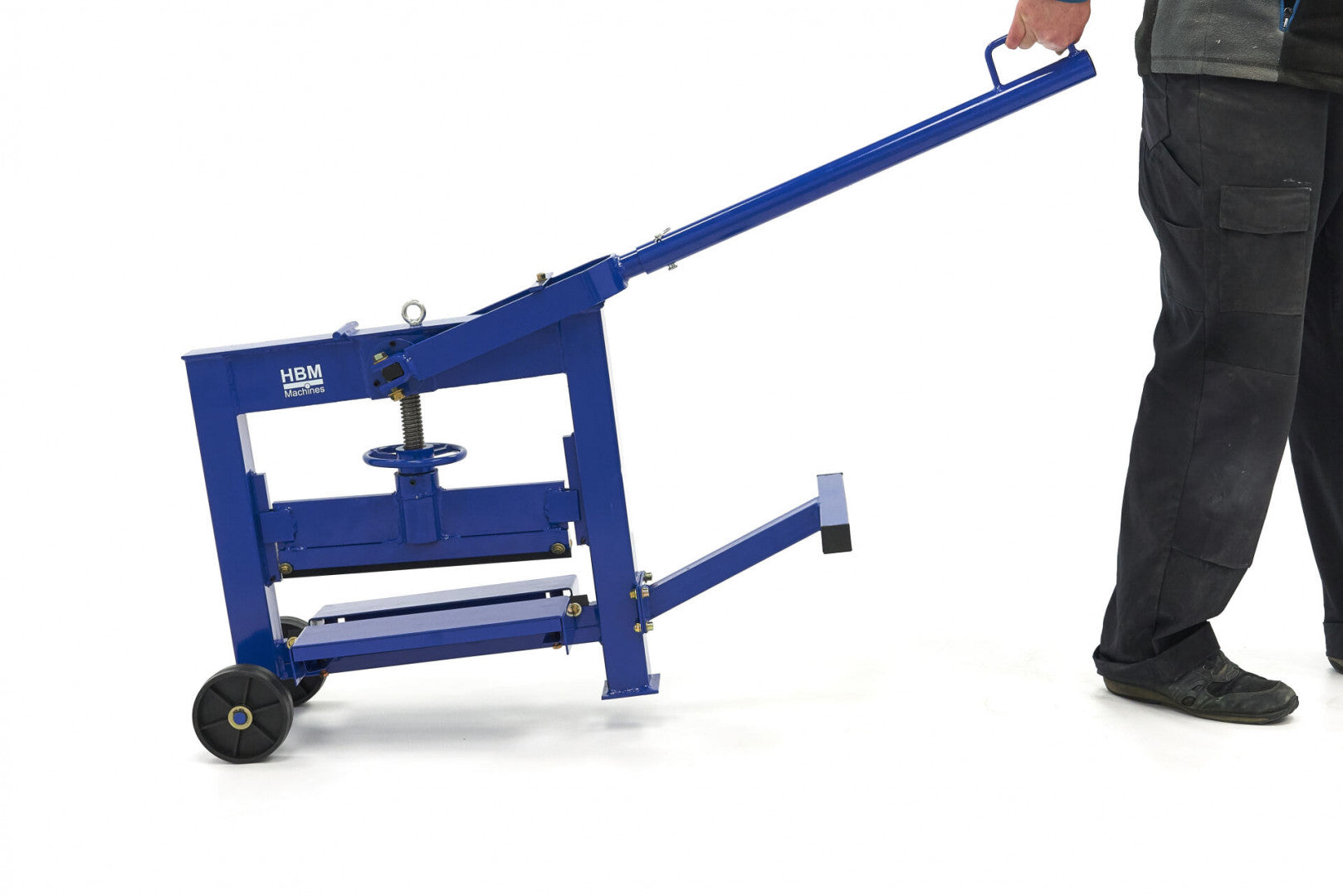 CSEMPE ÉS JÁRDABURKOLAT VÁGÓ 420 MM HBM