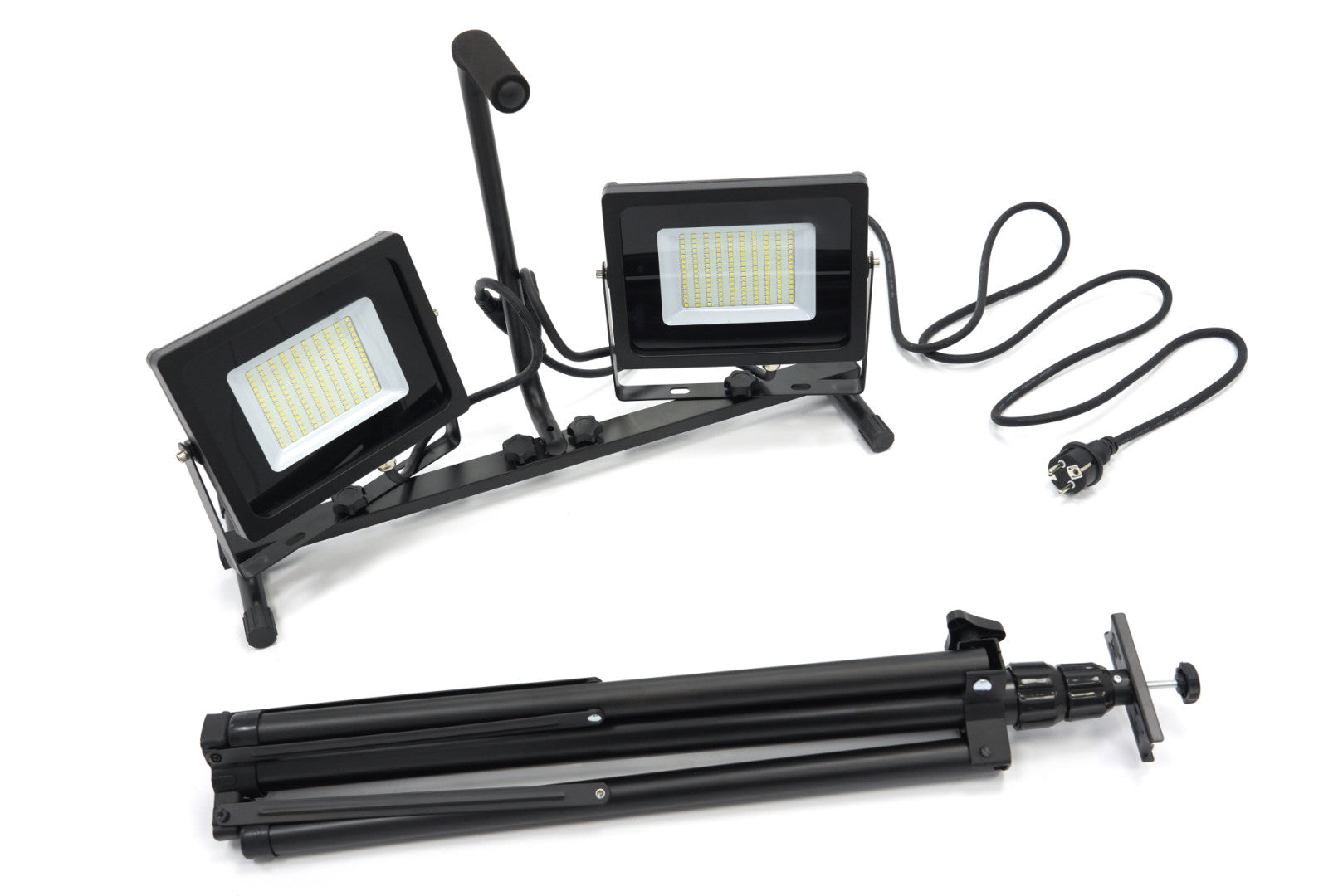 LED LÁMPA HÁROMLÁBÚ ÁLLVÁNNYAL 2X50W 2X4000 LUMEN