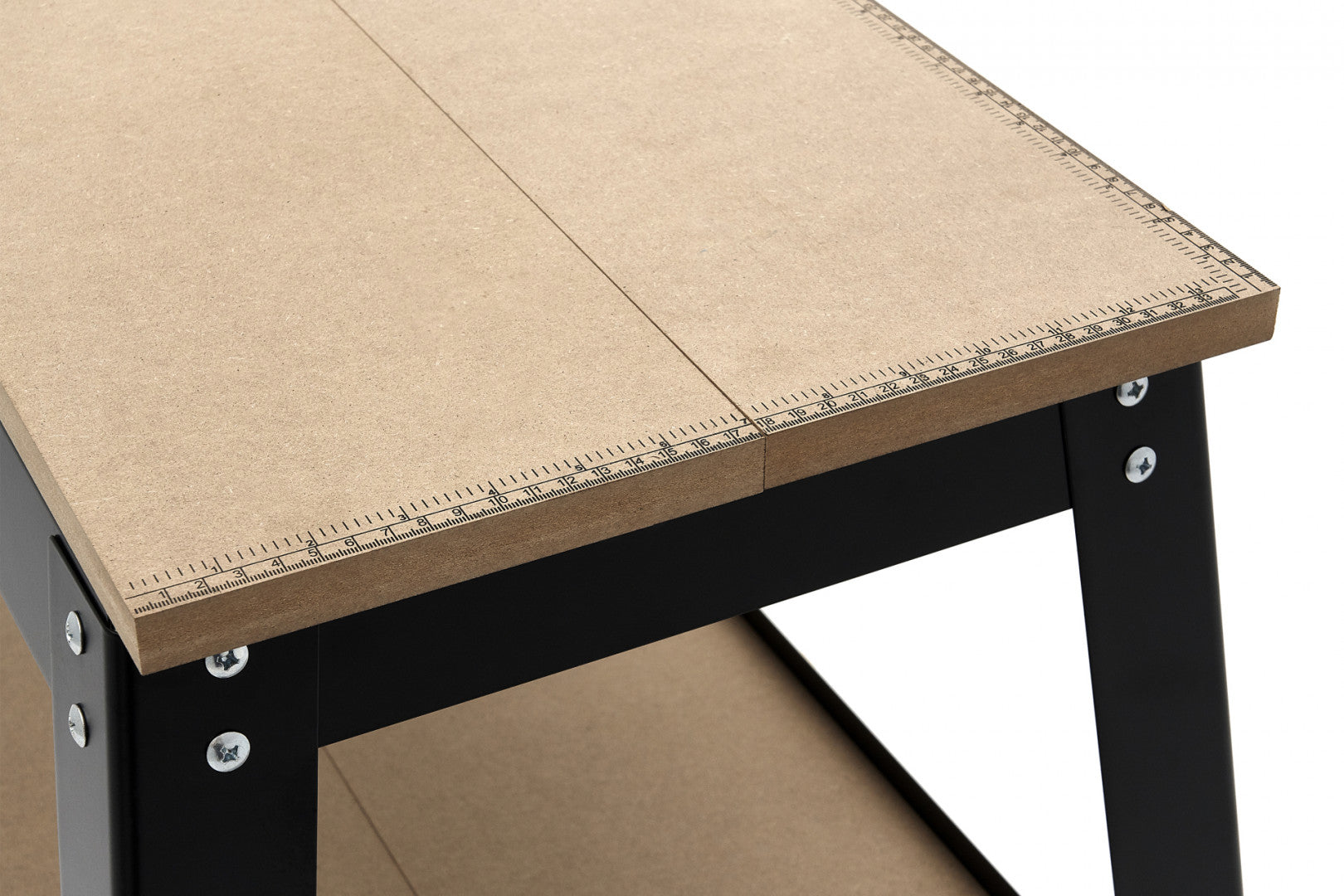 MUNKAASZTAL – MUNKAPAD ÁLLÍTHATÓ LAPPAL MDF 815MM HBM