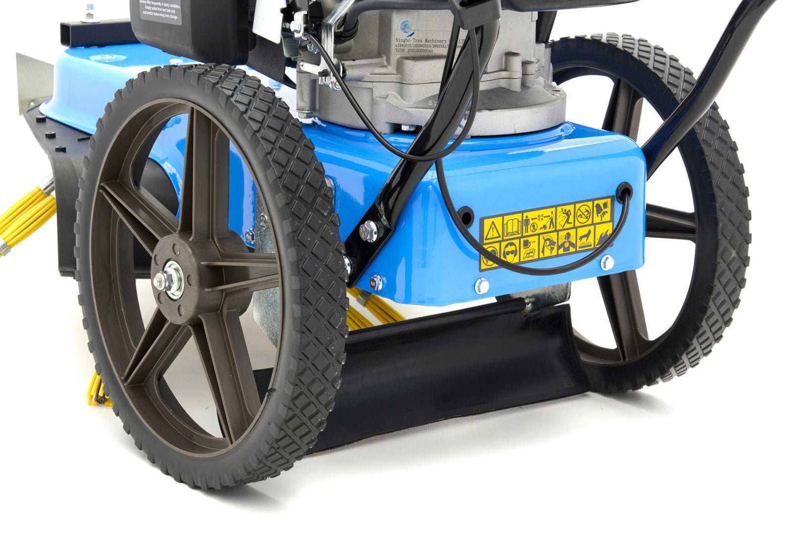 BENZINES KÖREKEFÉS GYOMSEPRŐGÉP 173 CM3 HBM