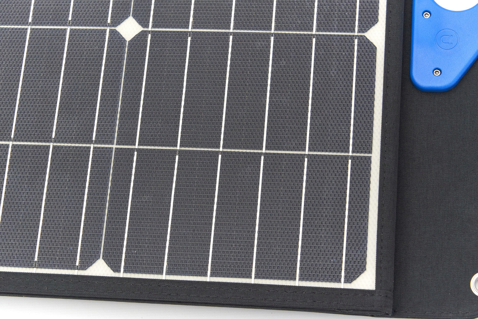 ÖSSZEHAJTHATÓ NAPELEM 200W HBM