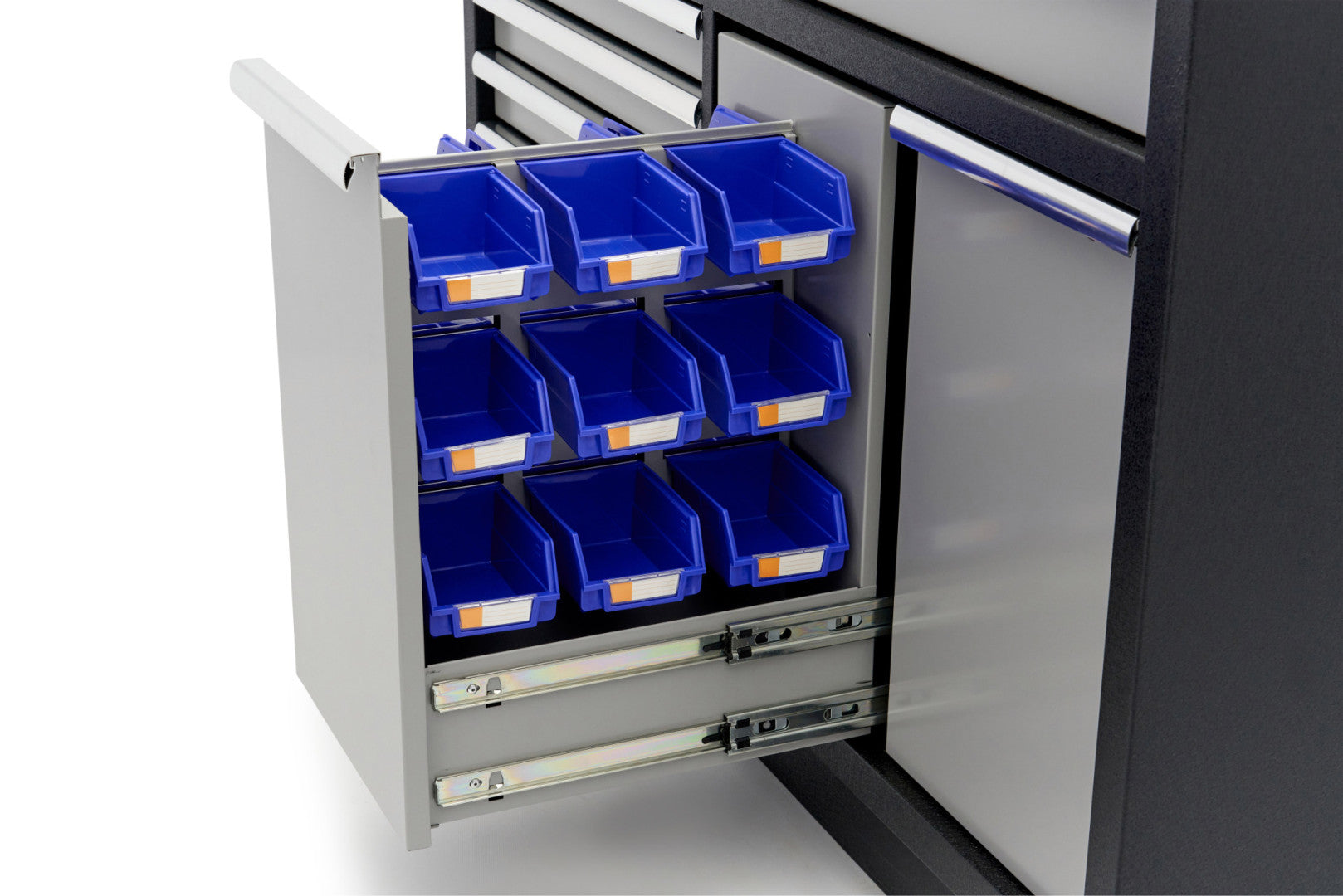 PROFESSZIONÁLIS SZERSZÁMOS SZEKRÉNY MUNKALAPPAL 136CM 9 TÁROLÓVAL HBM