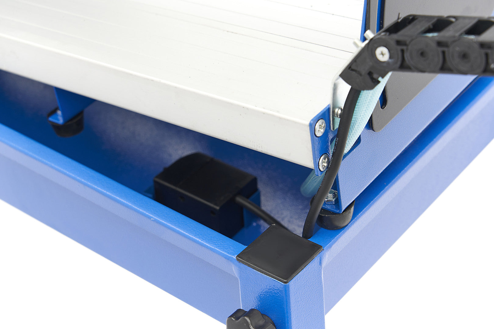 ÁLLVÁNYOS JÁRÓLAP VÁGÓ 62 CM 800W HBM