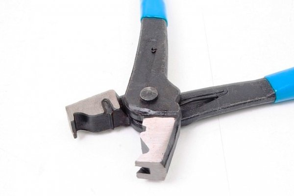 CLICK-R BILINCSFOGÓ