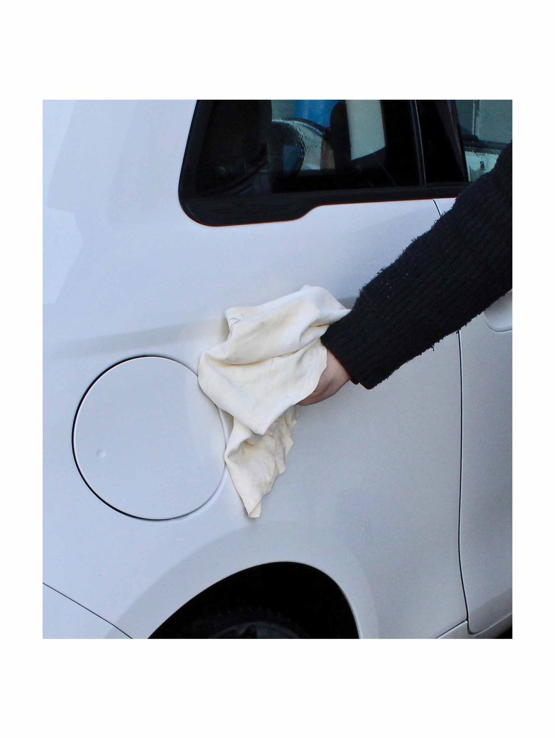 TERMÉSZETES KECSÉKBŐR TÖRLŐKENDŐ 40 X 70 CM