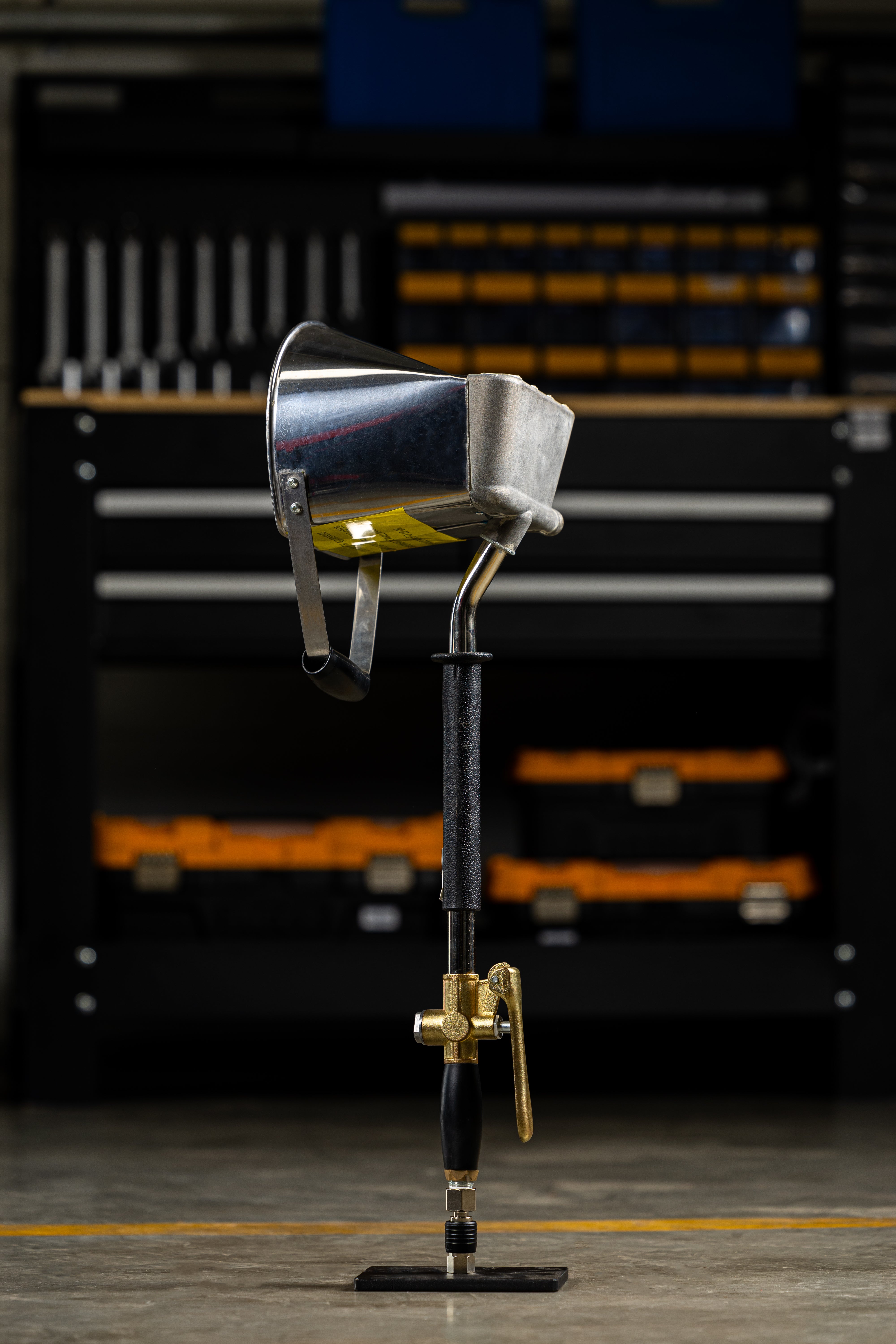 PNEUMATIKUS VAKOLÓGÉP ROZSDAMENTES ACÉLBÓL