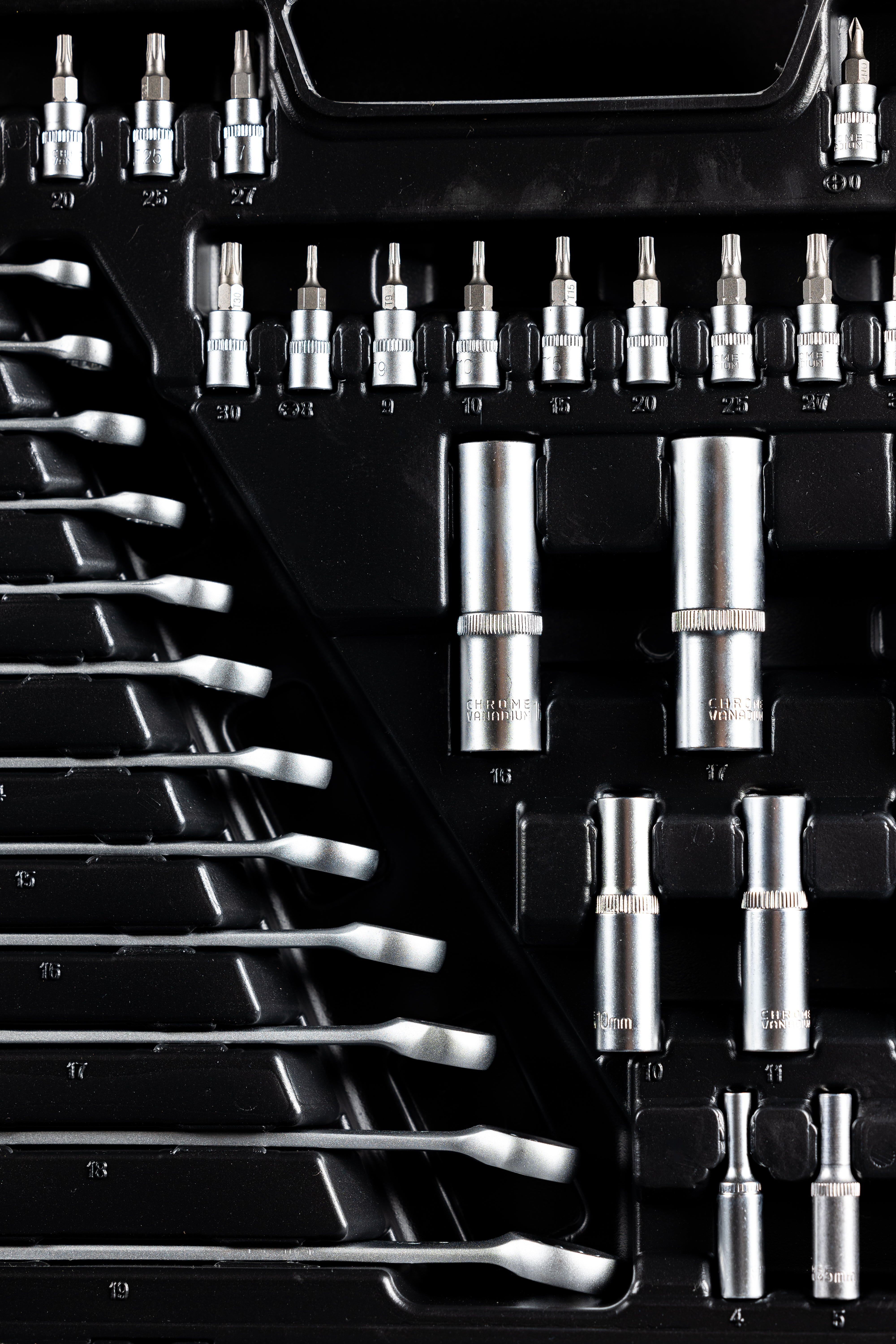 SZERSZÁM KÉSZLET 216 DB HBM