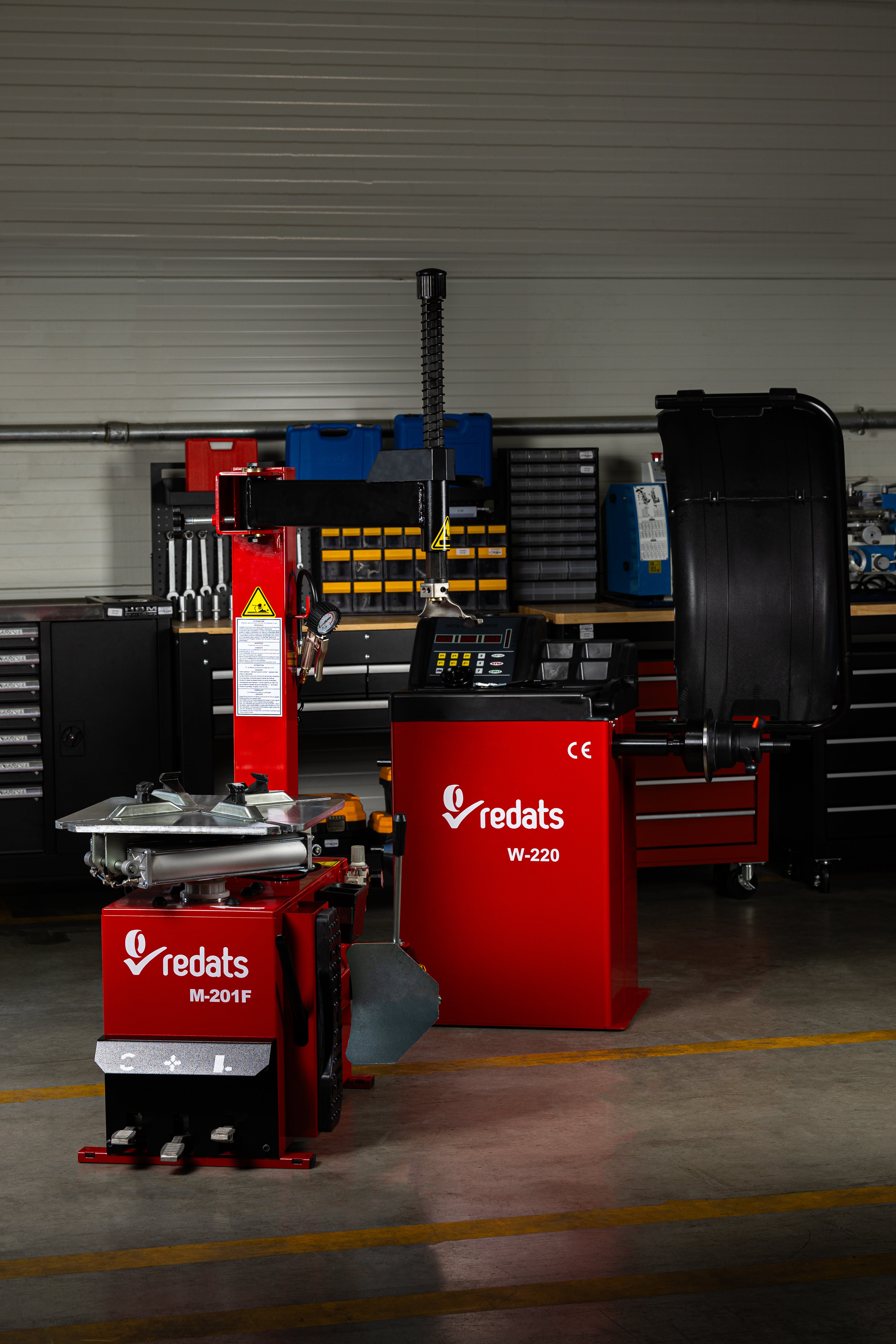 GUMISZERELŐ - KERÉKSZERELŐ GÉP 24” 230 V