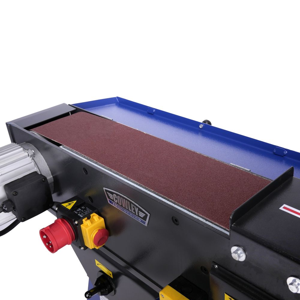 SZALAGOS CSÍSZOLÓGÉP 150 X 2000MM 400V