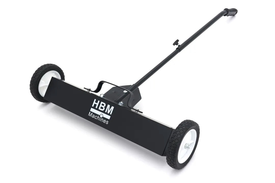 MÁGNESES SEPRŰ KEREKEKKEL A GYORS FÉMTISZTÍTÁSHOZ BÁRMILYEN FELÜLETEN HBM MACHINES