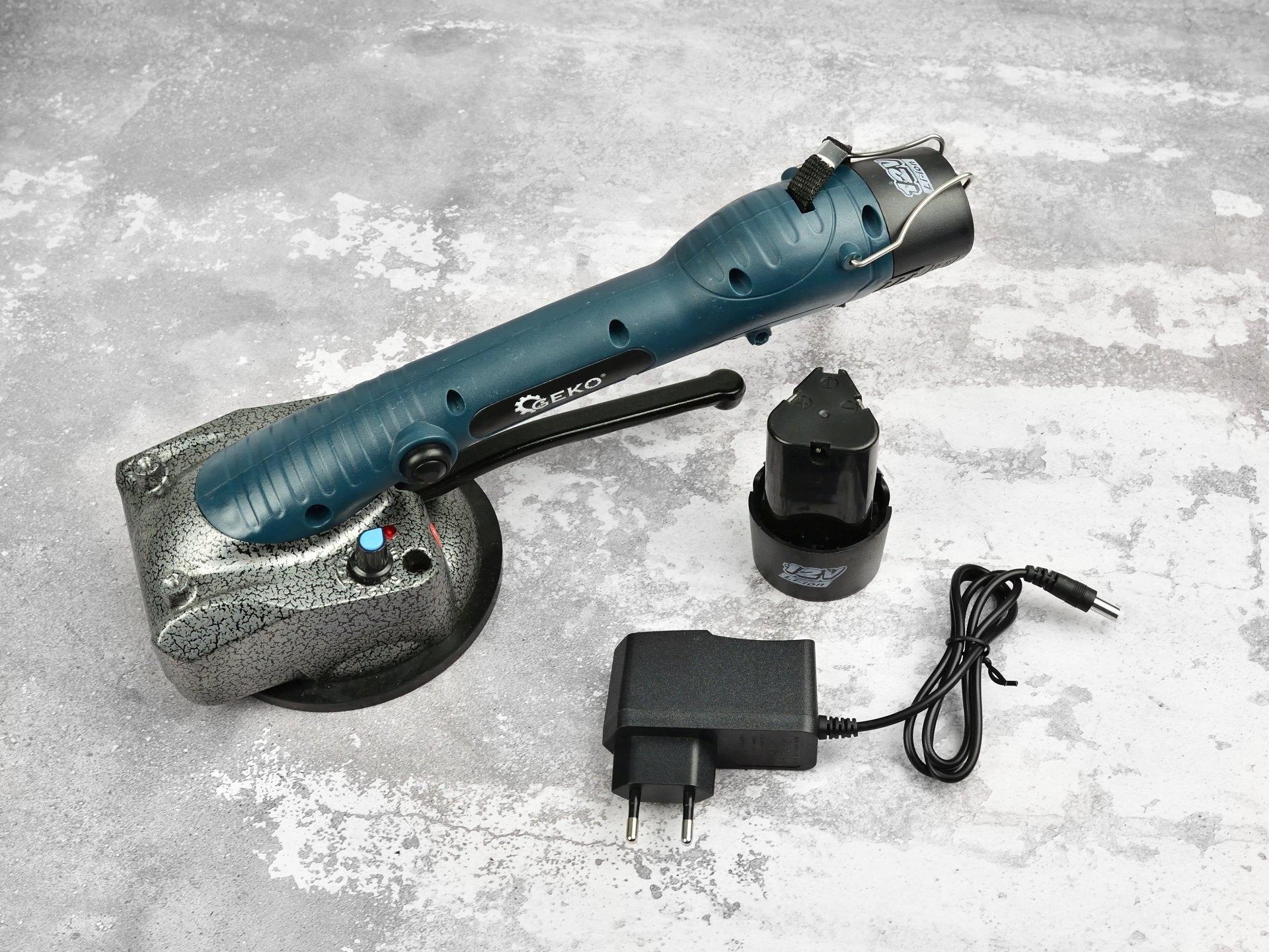 ELEKTROMOS VÁKUMOS LAPEMELŐ AKKUMULÁTORRAL 1500mAh 12V