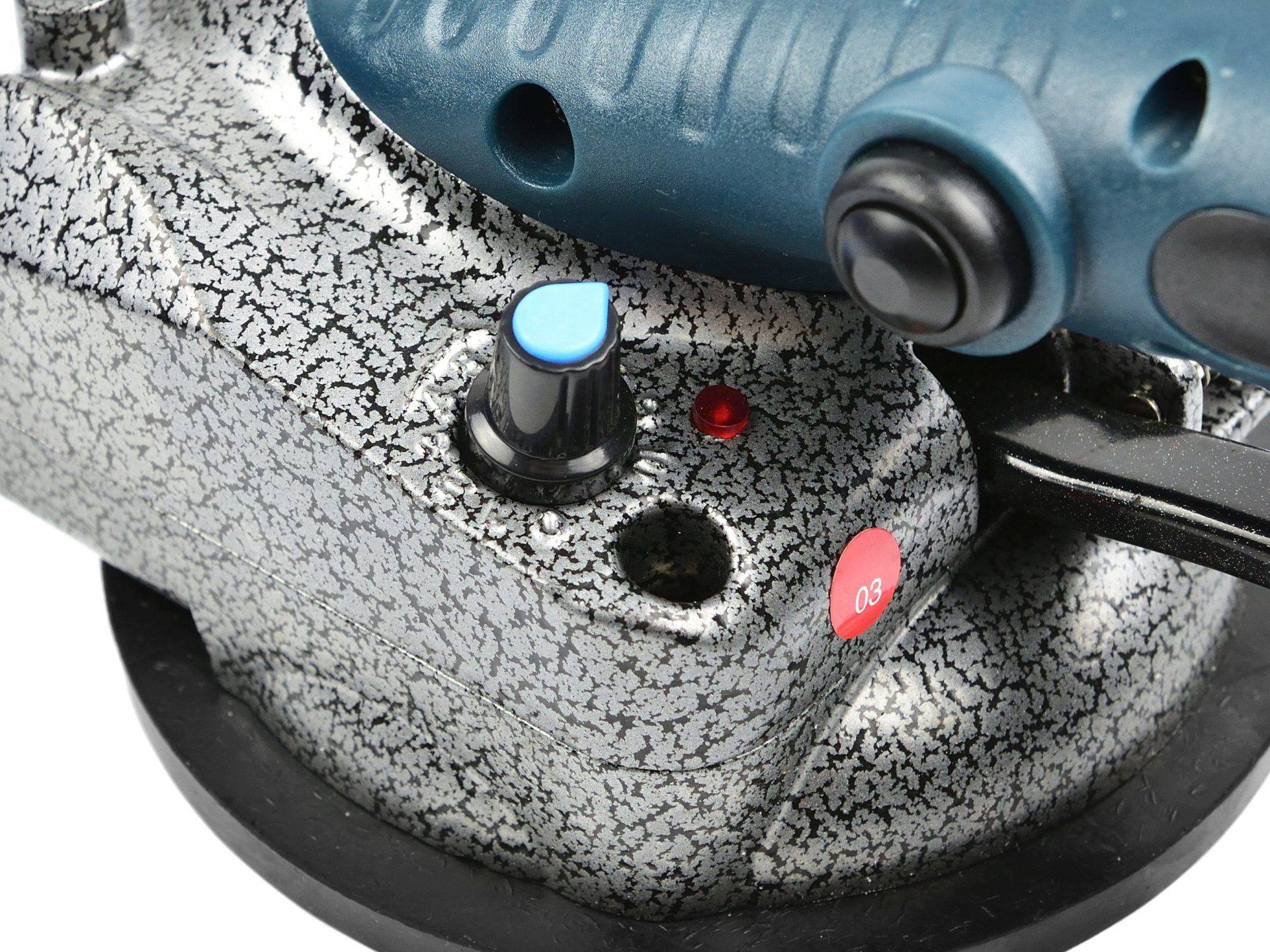 ELEKTROMOS VÁKUMOS LAPEMELŐ AKKUMULÁTORRAL 1500mAh 12V