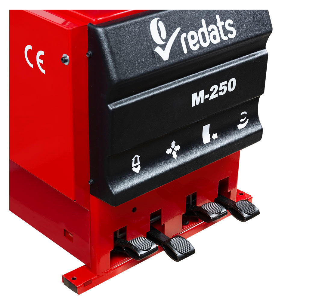 GUMISZERELŐ GÉP AUTOMATA KARRAL 2 SEBESSÉGES 26" 380V M-250-3D2 REDATS