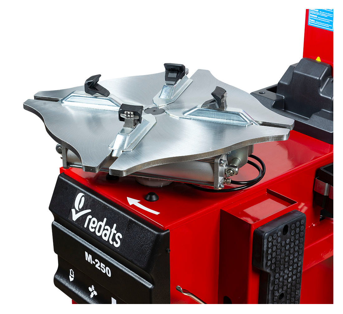 GUMISZERELŐ GÉP AUTOMATA KARRAL 2 SEBESSÉGES 26" 380V M-250-3D2 REDATS