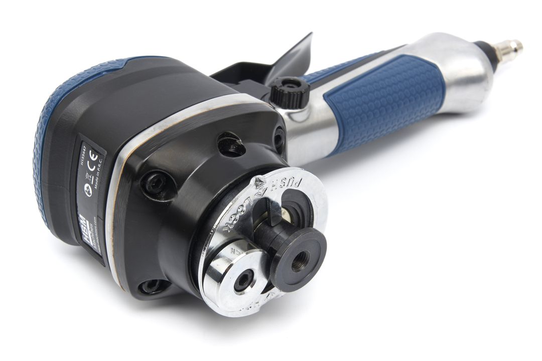 HBM PNEUMATIKUS CSISZOLÓ ÁLLÍTHATÓ SEBESSÉGGEL 150MM
