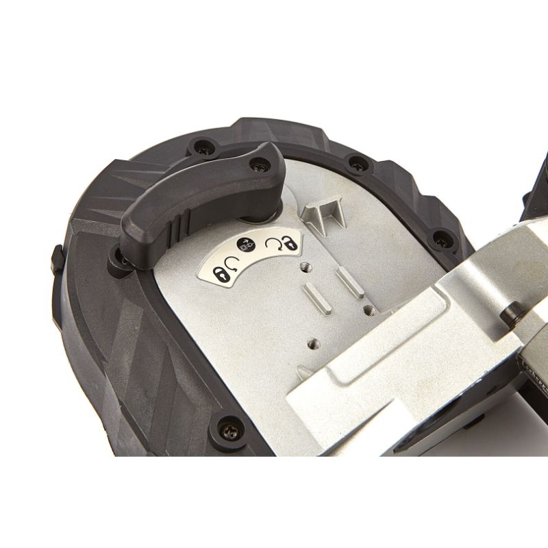 SZALAGOS HORDOZHATÓ FÉMFŰRÉSZ