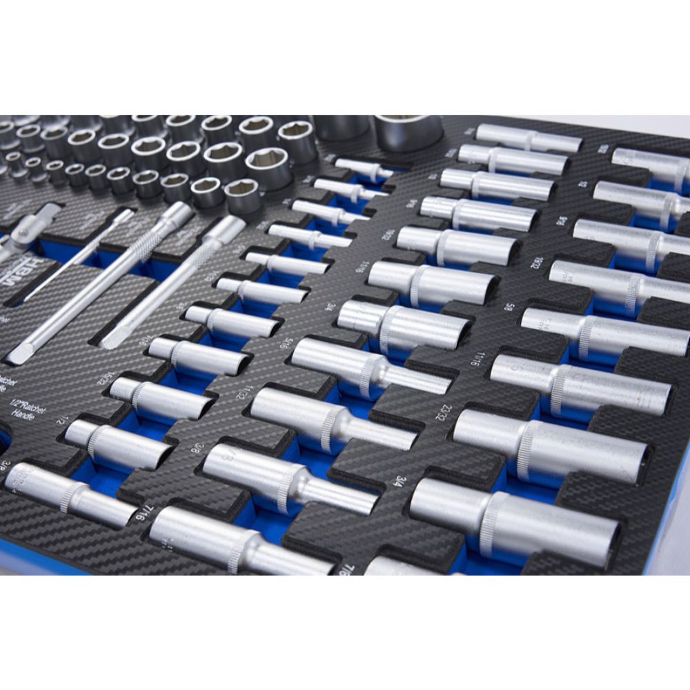 SZERSZÁMOS SZEKRÉNY – SZERSZÁMOS KOCSI TÁLCA DUGÓKULCS ÉS RACSNIS KULCS KÉSZLETTEL 81 DB