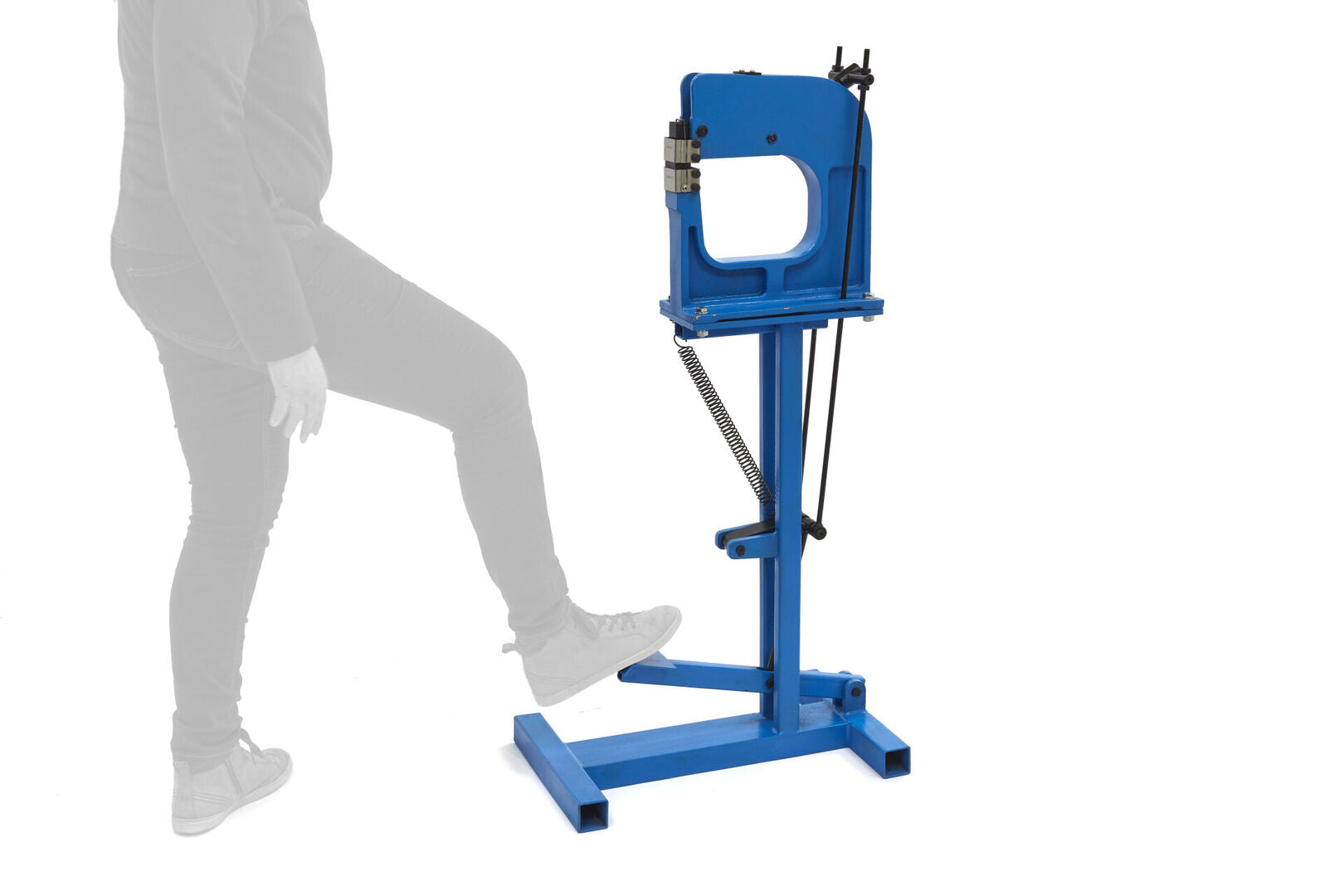 LEMEZNYÚJTÓ ÉS TÖMÖRÍTŐ GÉP ÁLLVÁNNYAL HBM